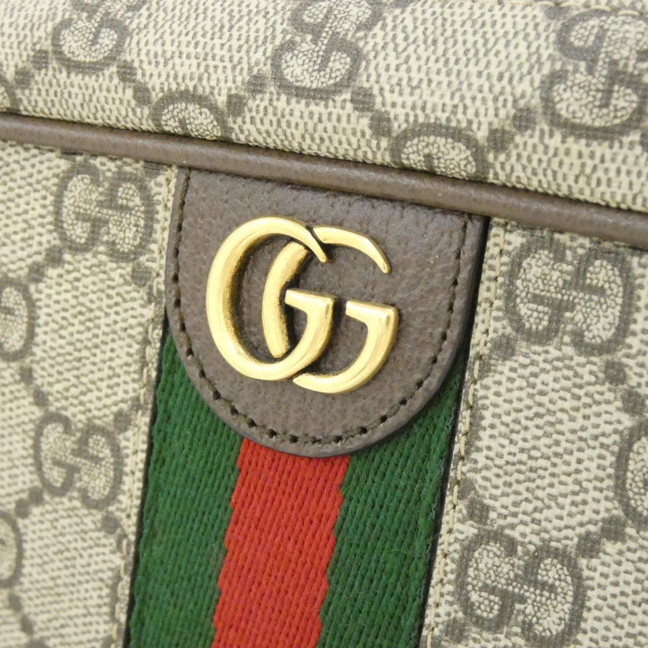 グッチ GUCCI SAVOY 760019 96IWT ポーチ