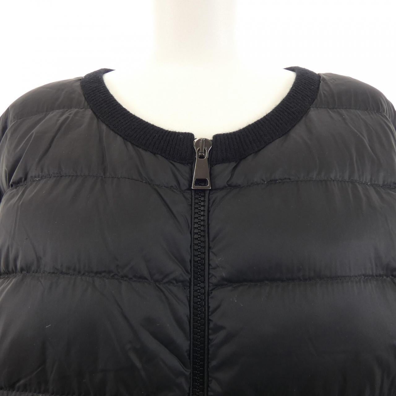 モンクレール MONCLER 20939480732 ダウンジャケット