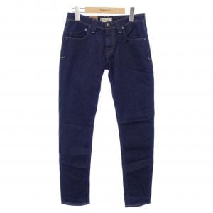 ヤヌーク YANUK ジーンズ