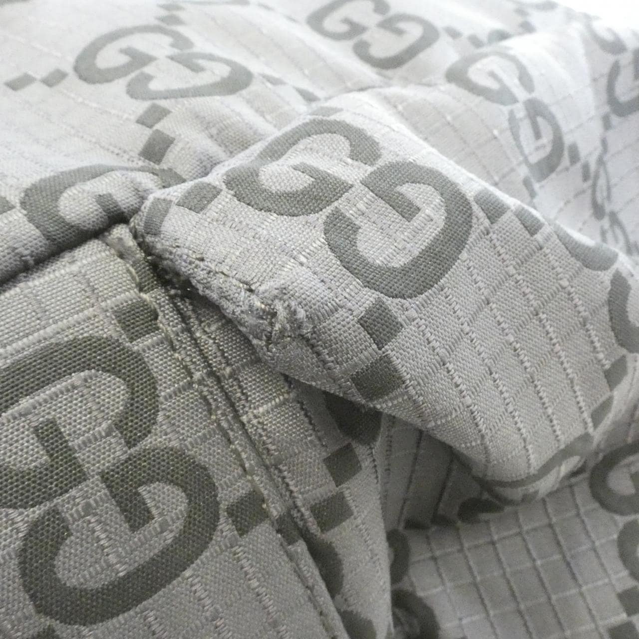 グッチ 767929 FACPM バッグ