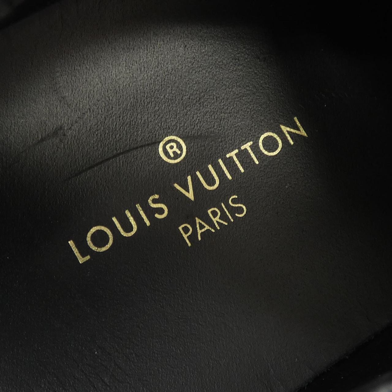 ルイヴィトン LOUIS VUITTON スニーカー