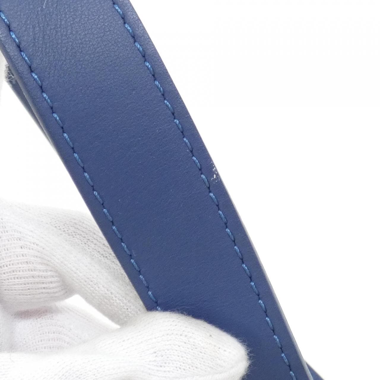 ルイヴィトン モノグラム トーン アルファ ウェアラブル ウォレット M82801 ショルダーバッグ