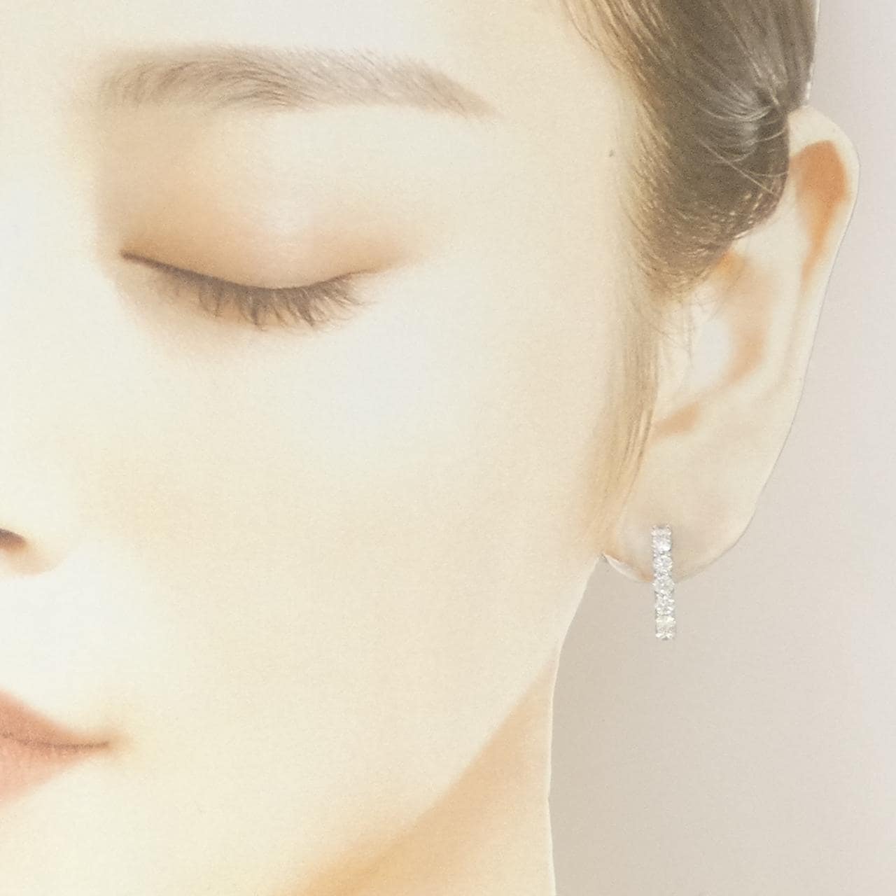 K18WG ダイヤモンド ピアス 1.00CT
