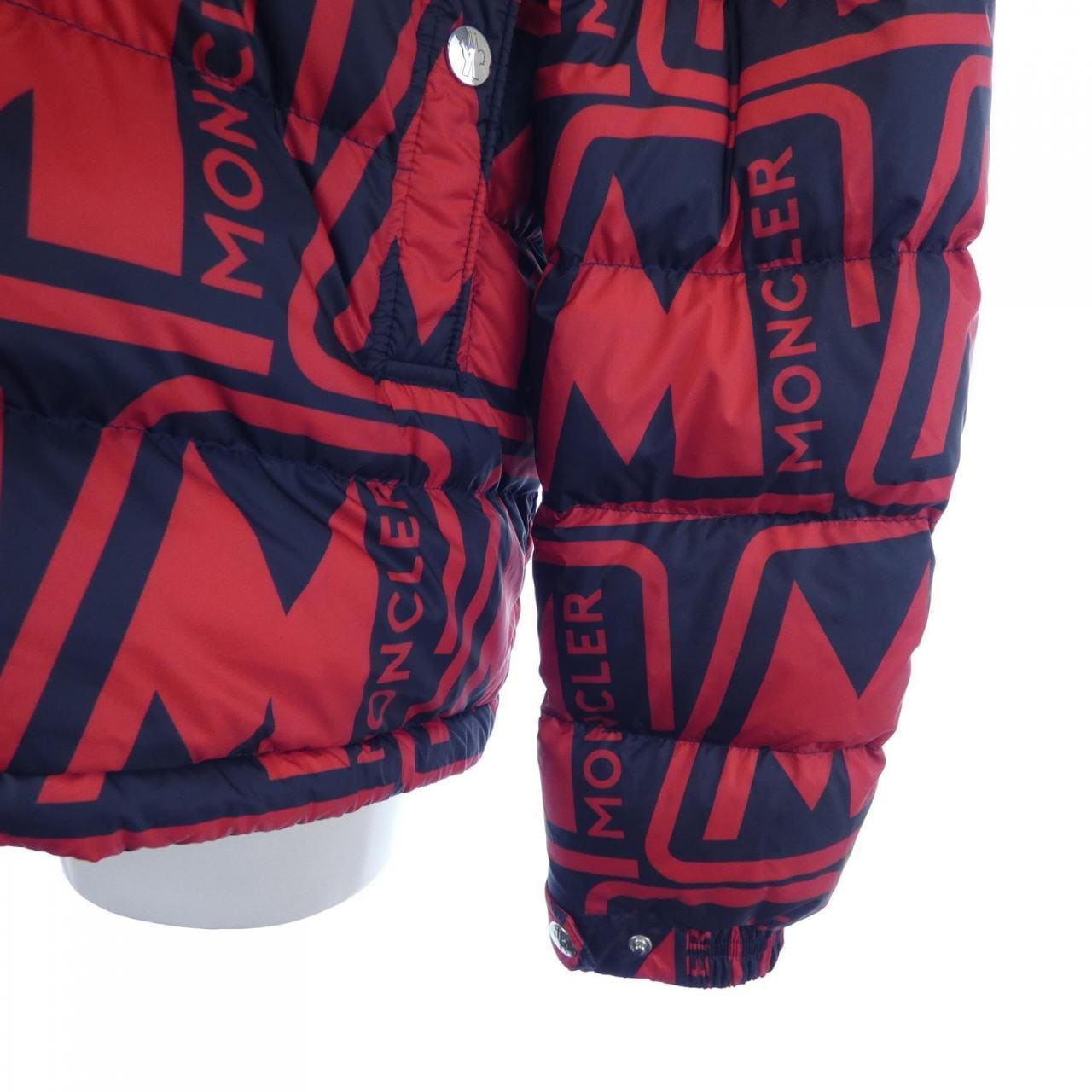 MONCLER MONCLER Down Jacket