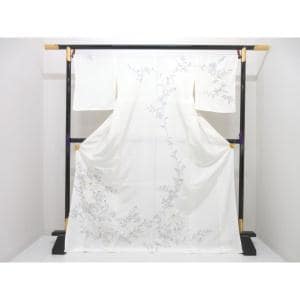 【未使用品】訪問着　銀彩加工刺繍入り