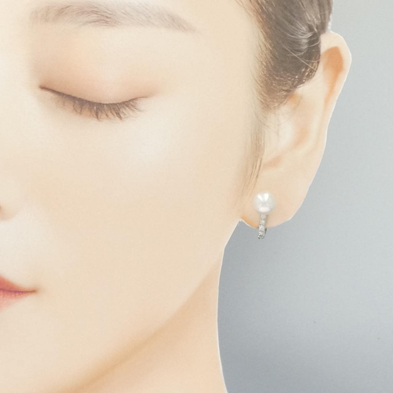 PT850 Akoya Pearl Earrings 8.2mm