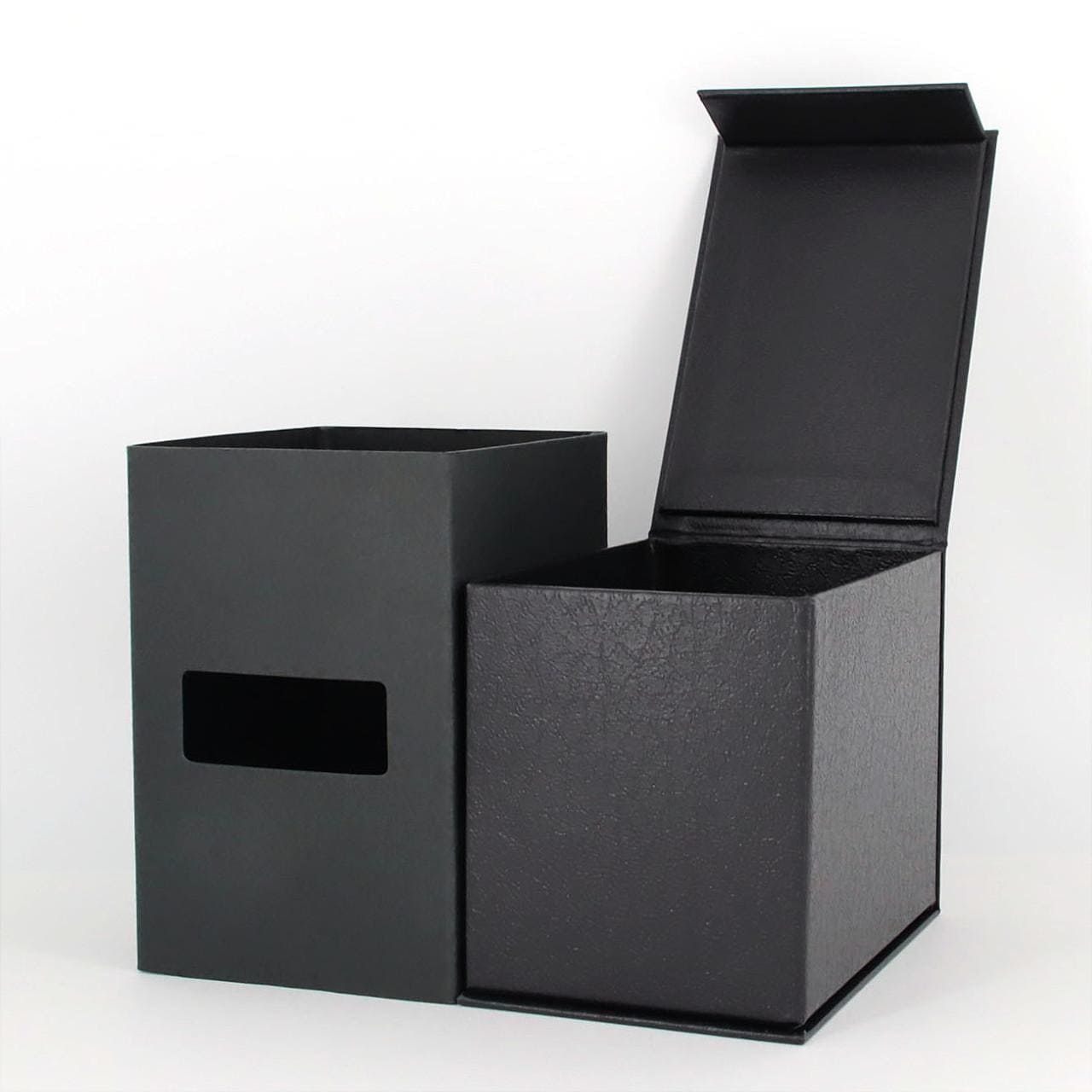 カシオ G-SHOCK GM-B2100GD-9AJF GP ソーラークォーツ