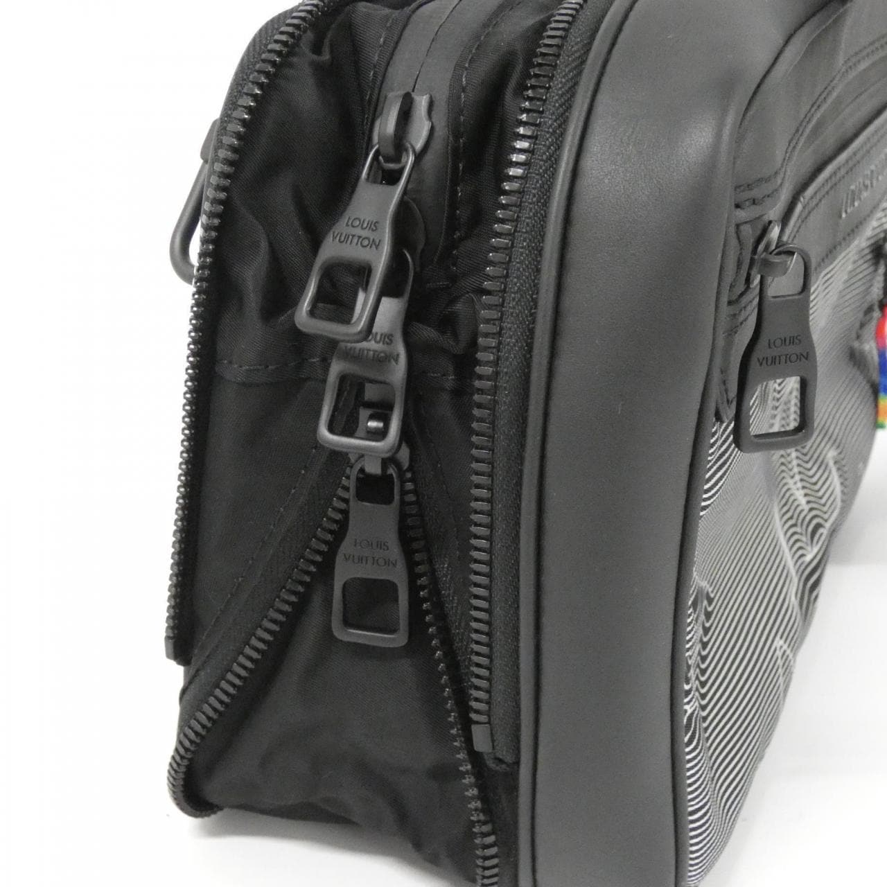 ルイヴィトン LOUIS VUITTON 2054 エクスパンダブル メッセンジャー M55698 ショルダーバッグ