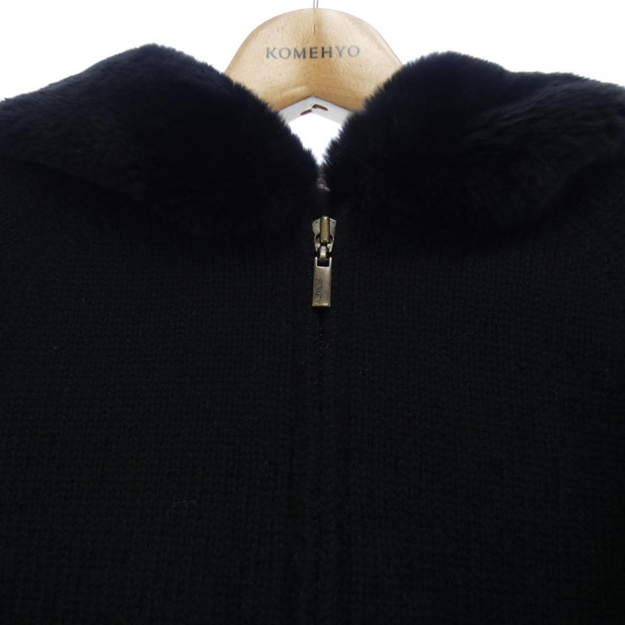 フォクシーブティック FOXEY BOUTIQUE パーカー