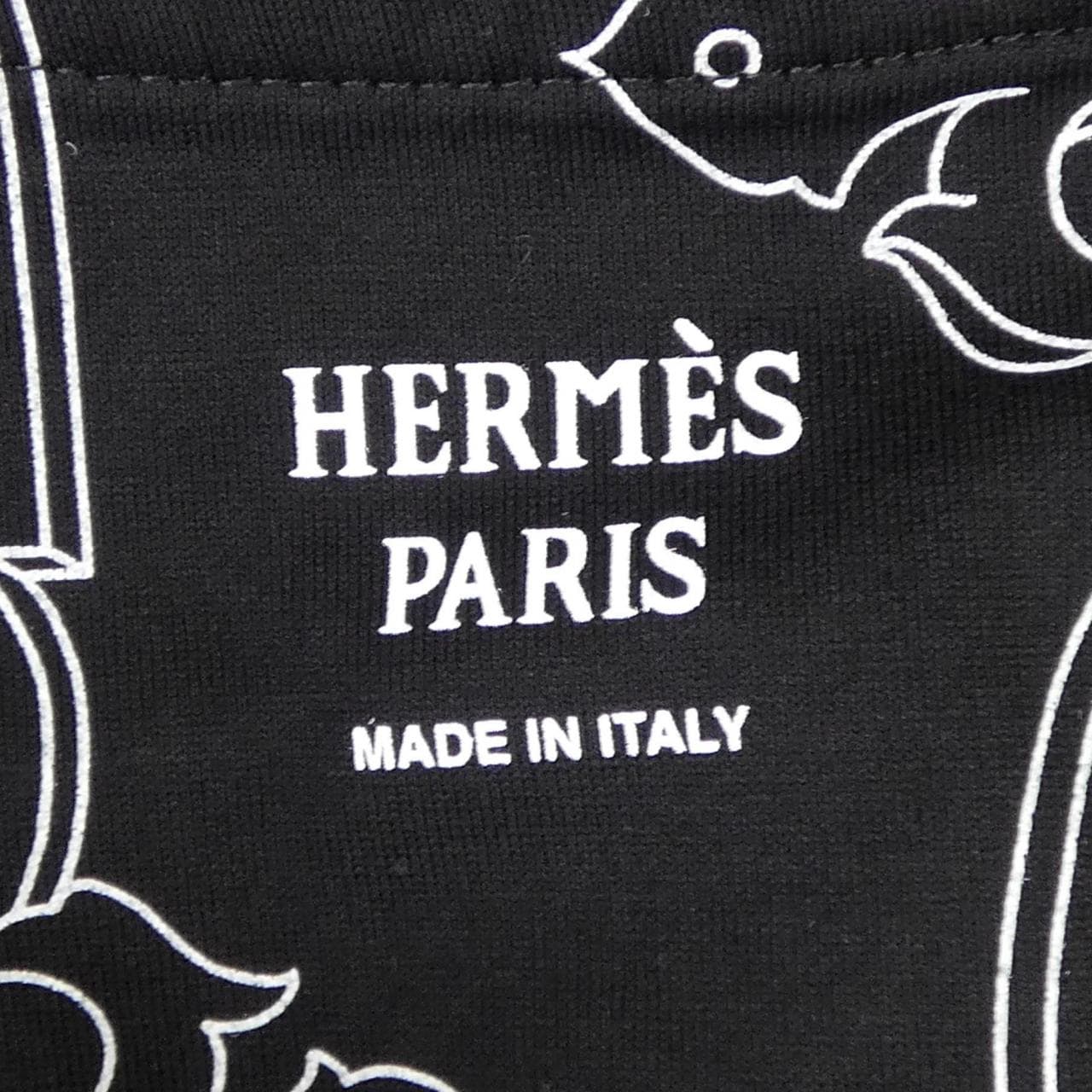 エルメス HERMES フェロヌリーリミックス 6E4627DH Tシャツ