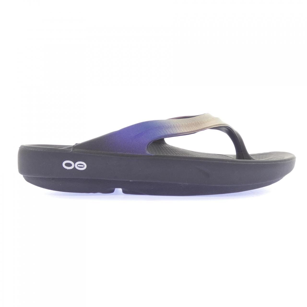 oofos サンダル