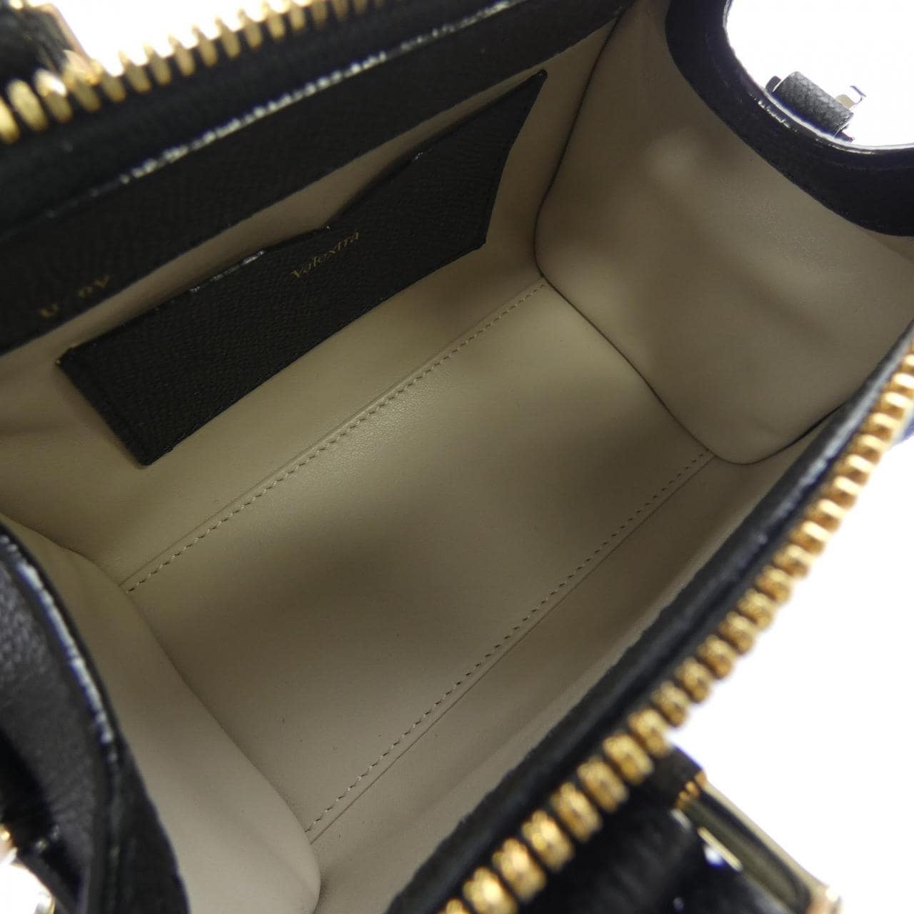 ヴァレクストラ VALEXTRA バビラ WBBB0030028LOC99 BAG