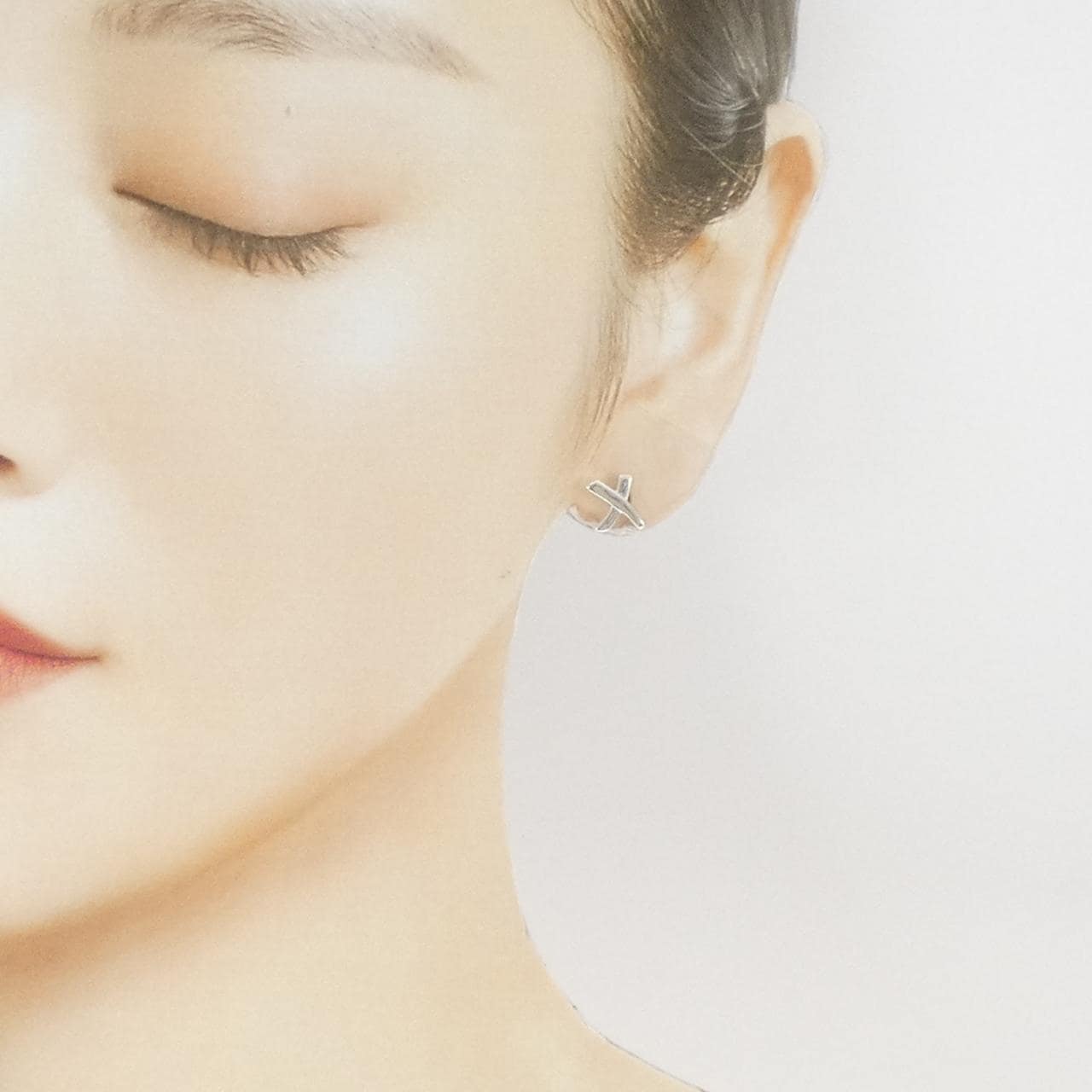 ティファニー グラフィティX ピアス