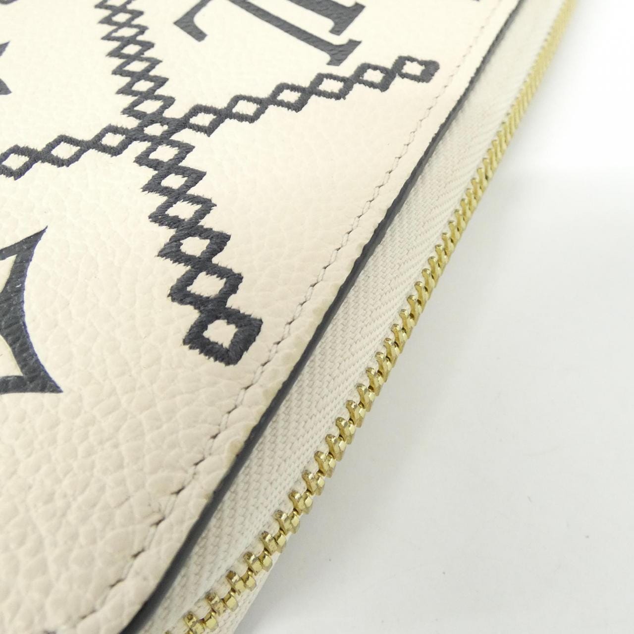 ルイヴィトン モノグラム アンプラント ブロデリー ジッピー ウォレット M81141 財布