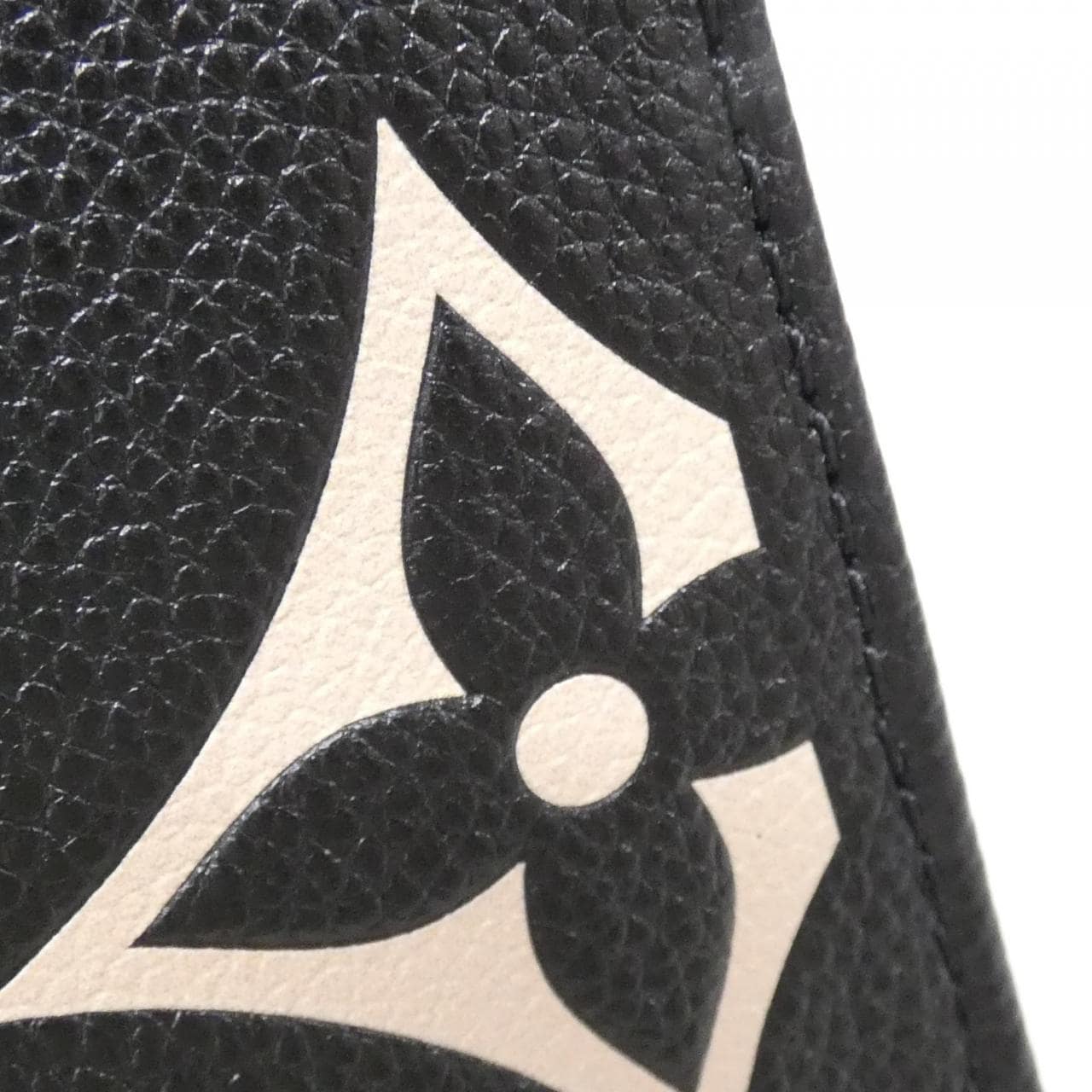 ルイヴィトン バイカラー モノグラム アンプラント オンザゴー PM M45659 バッグ