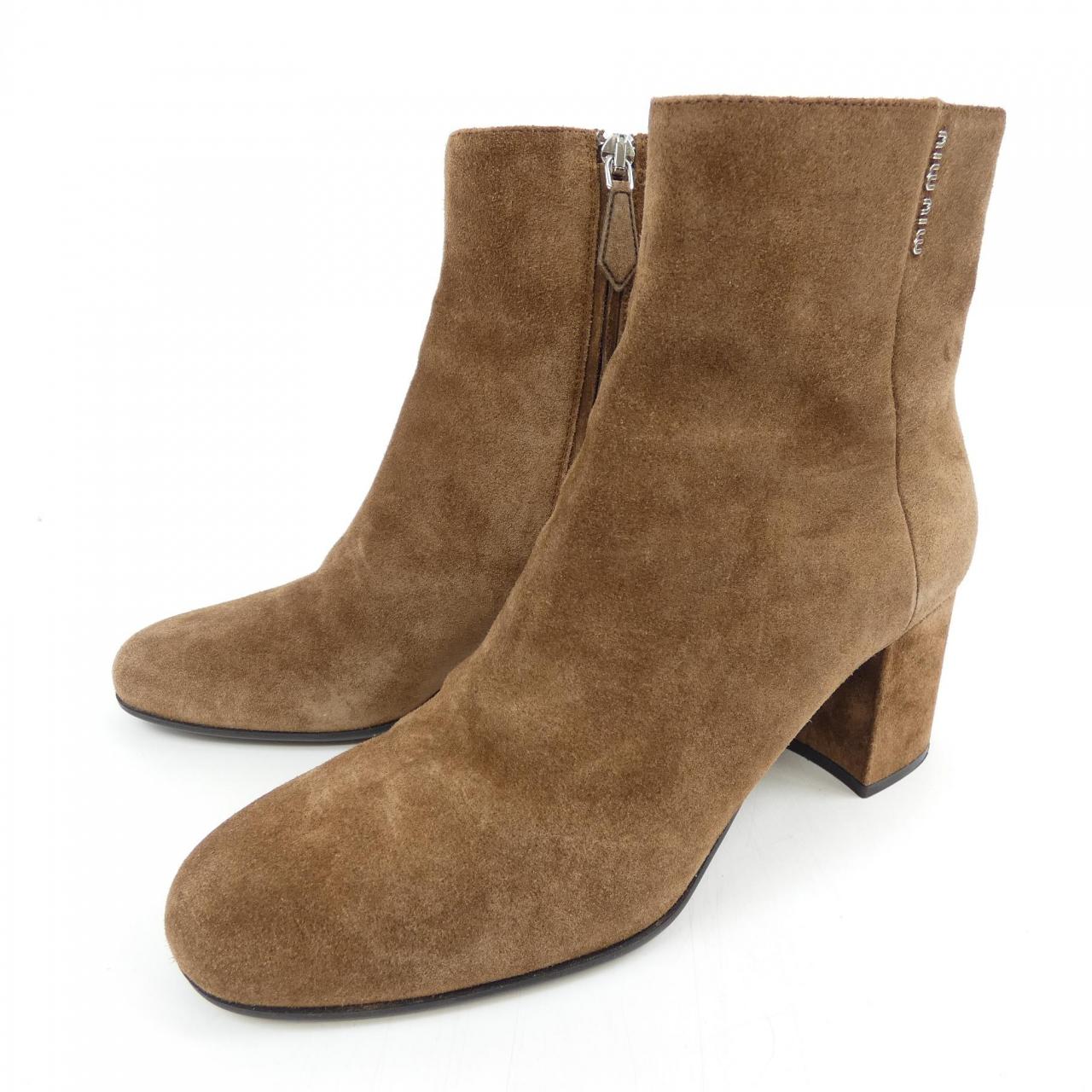 ミュウミュウ MIU MIU ブーツ