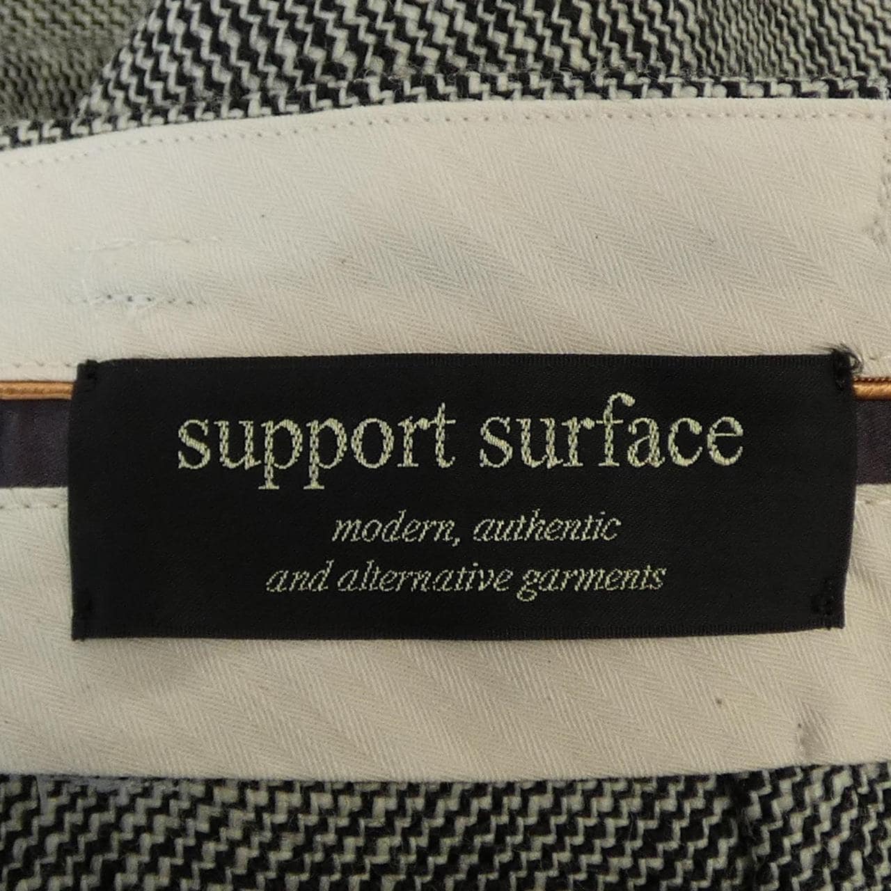 サポートサーフェス support surface パンツ