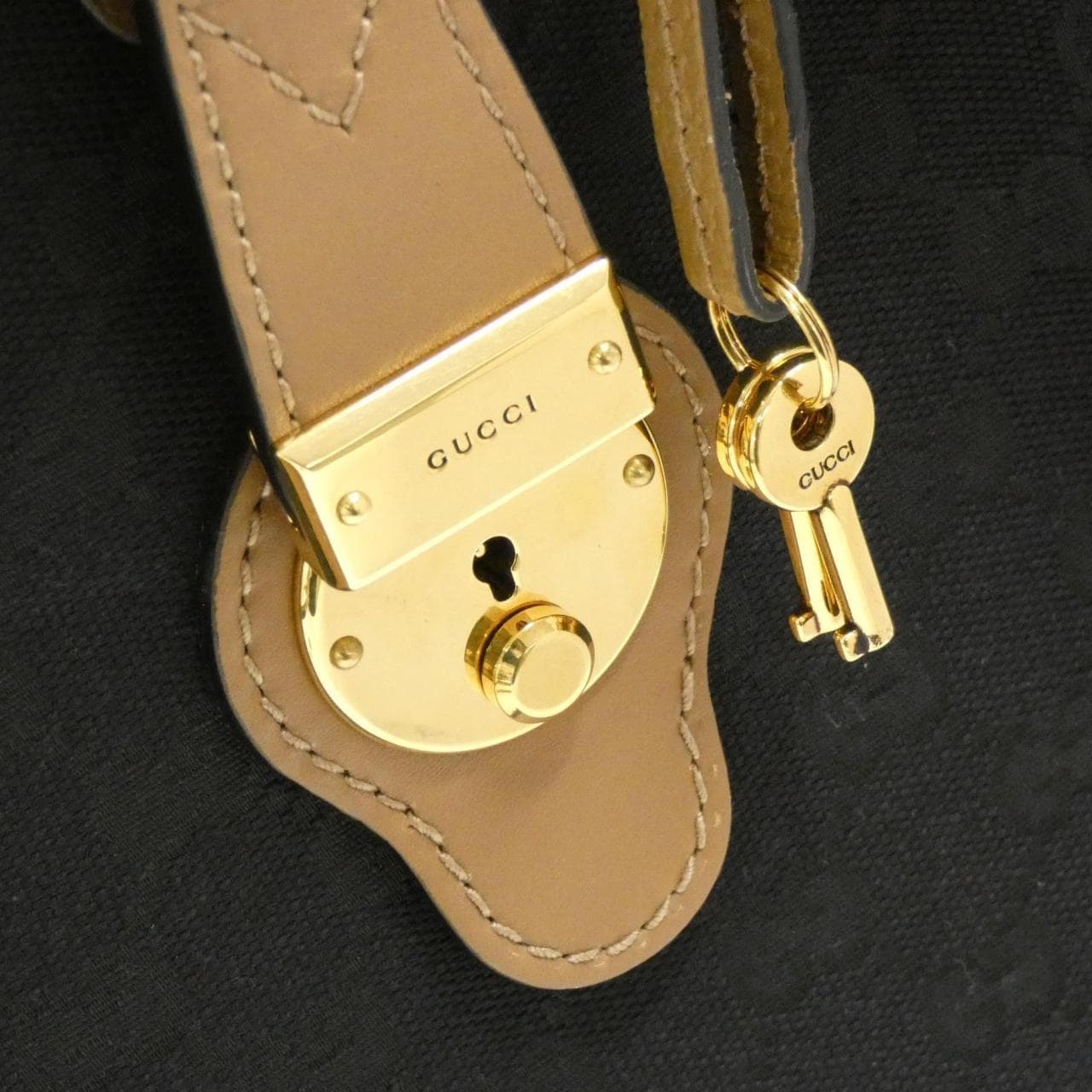 Gucci 715773 FAARB波士顿包