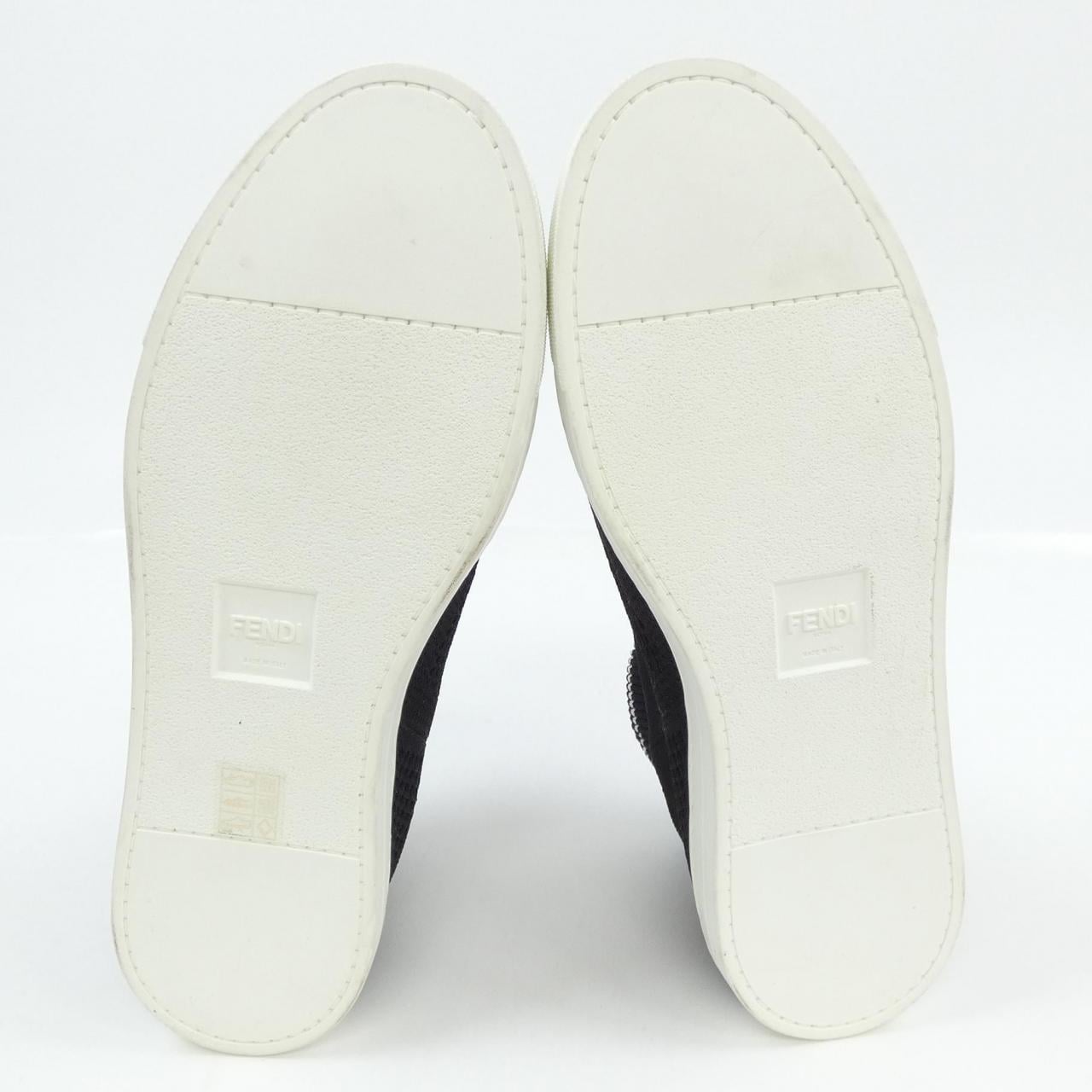 フェンディ FENDI スニーカー