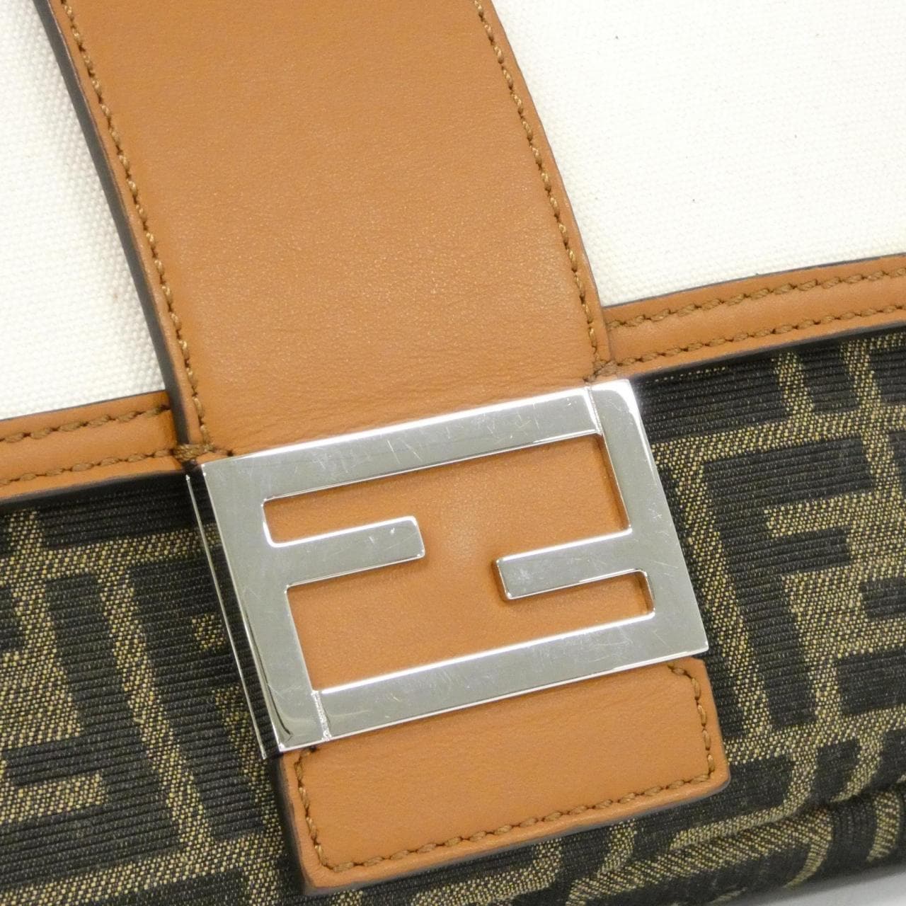 フェンディ バゲット 7VA472 AFBM ウエストバッグ