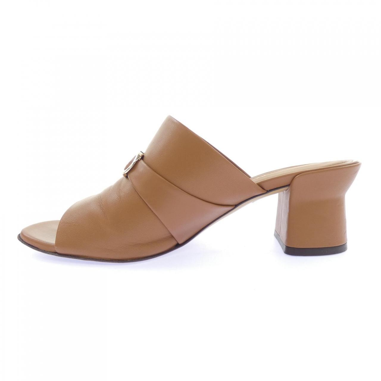 サルヴァトーレフェラガモ SALVATORE FERRAGAMO サンダル