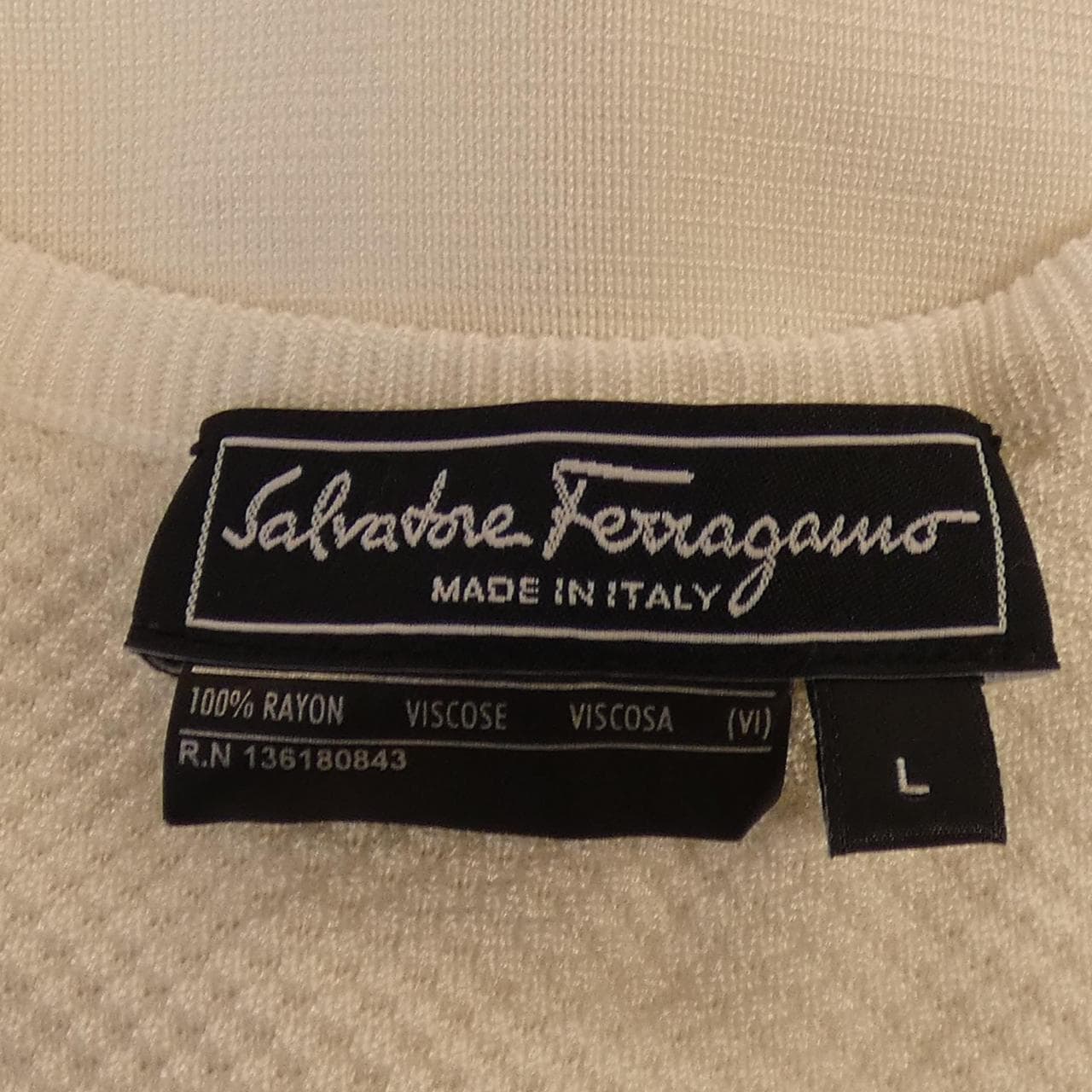サルヴァトーレフェラガモ SALVATORE FERRAGAMO ワンピース