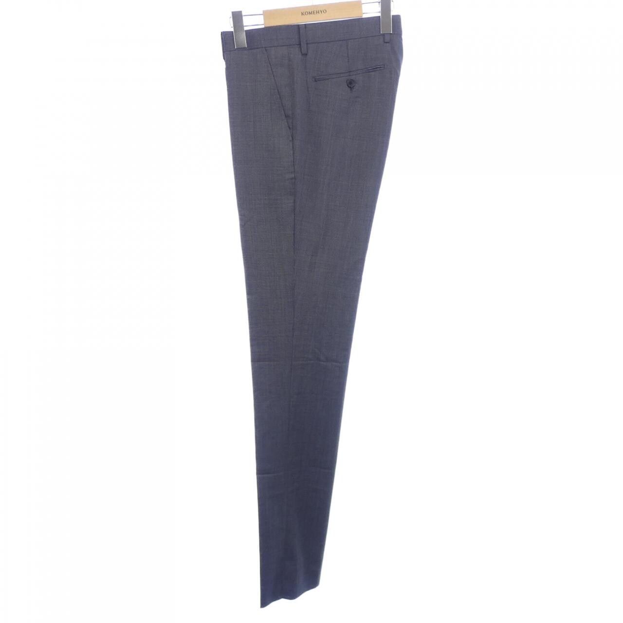 Joseph JOSEPH suit