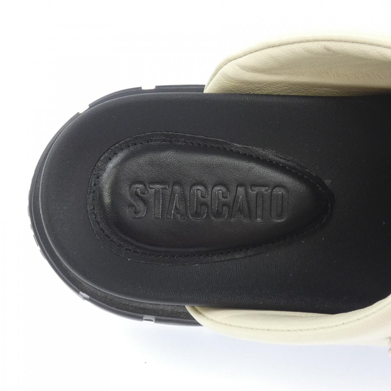 スタッカート STACCATO サンダル