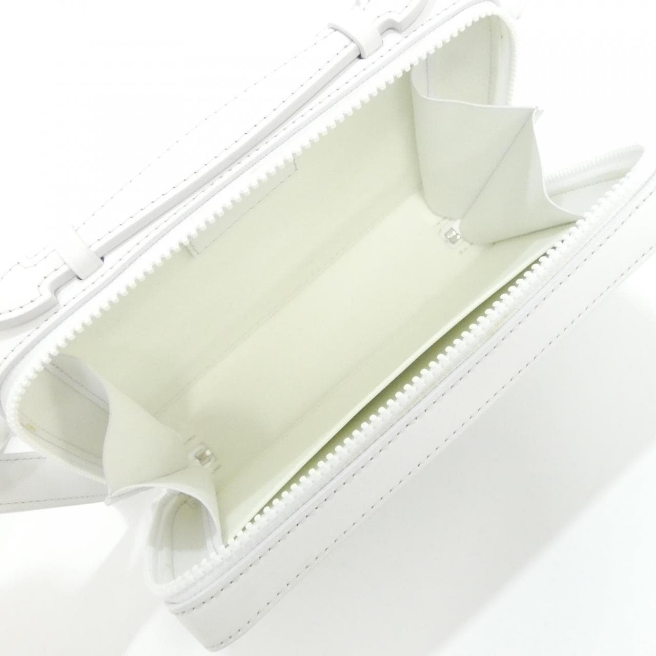 ルイヴィトン LVオーナメント ハンドル ソフト トランク M21833 ショルダーバッグ