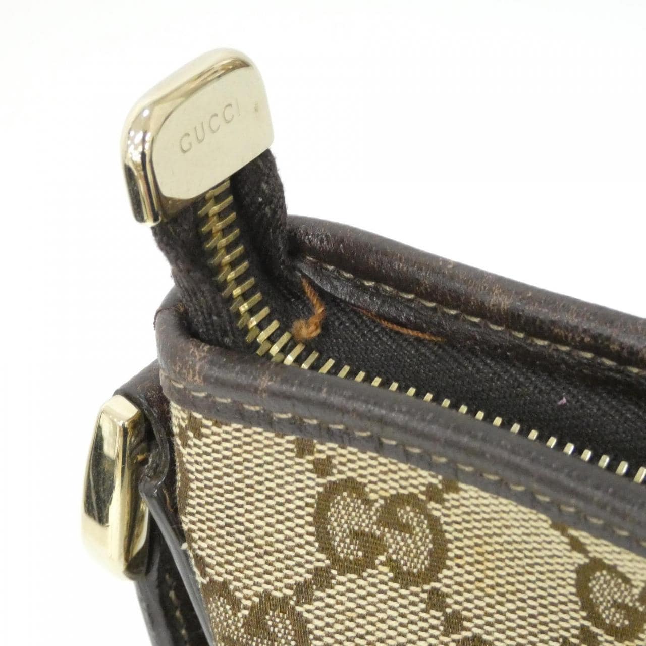 グッチ 131326 F4FSG ショルダーバッグ