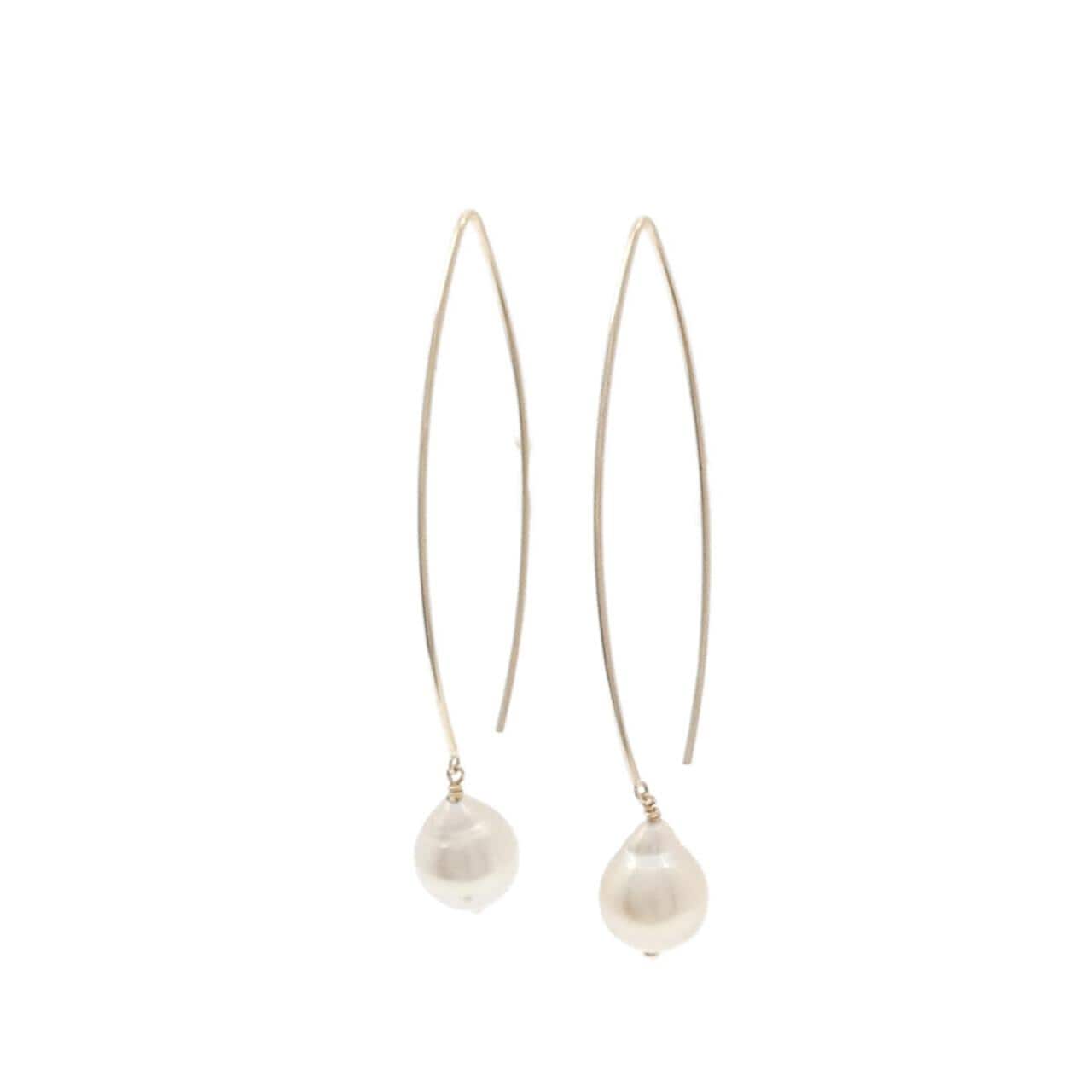 K10YG Akoya pearl earrings