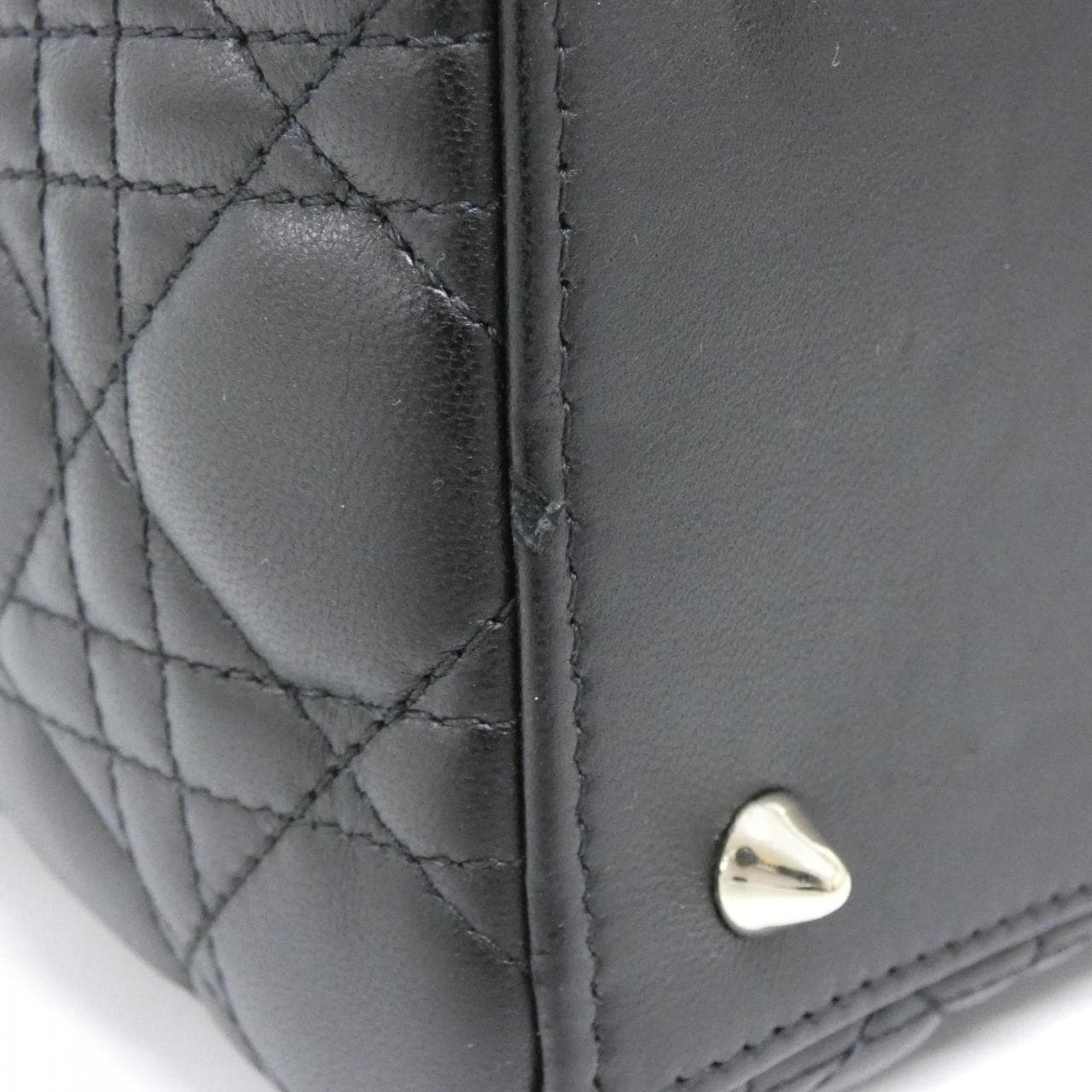 クリスチャンディオール レディ ディオール ミディアム M0565ONGE バッグ