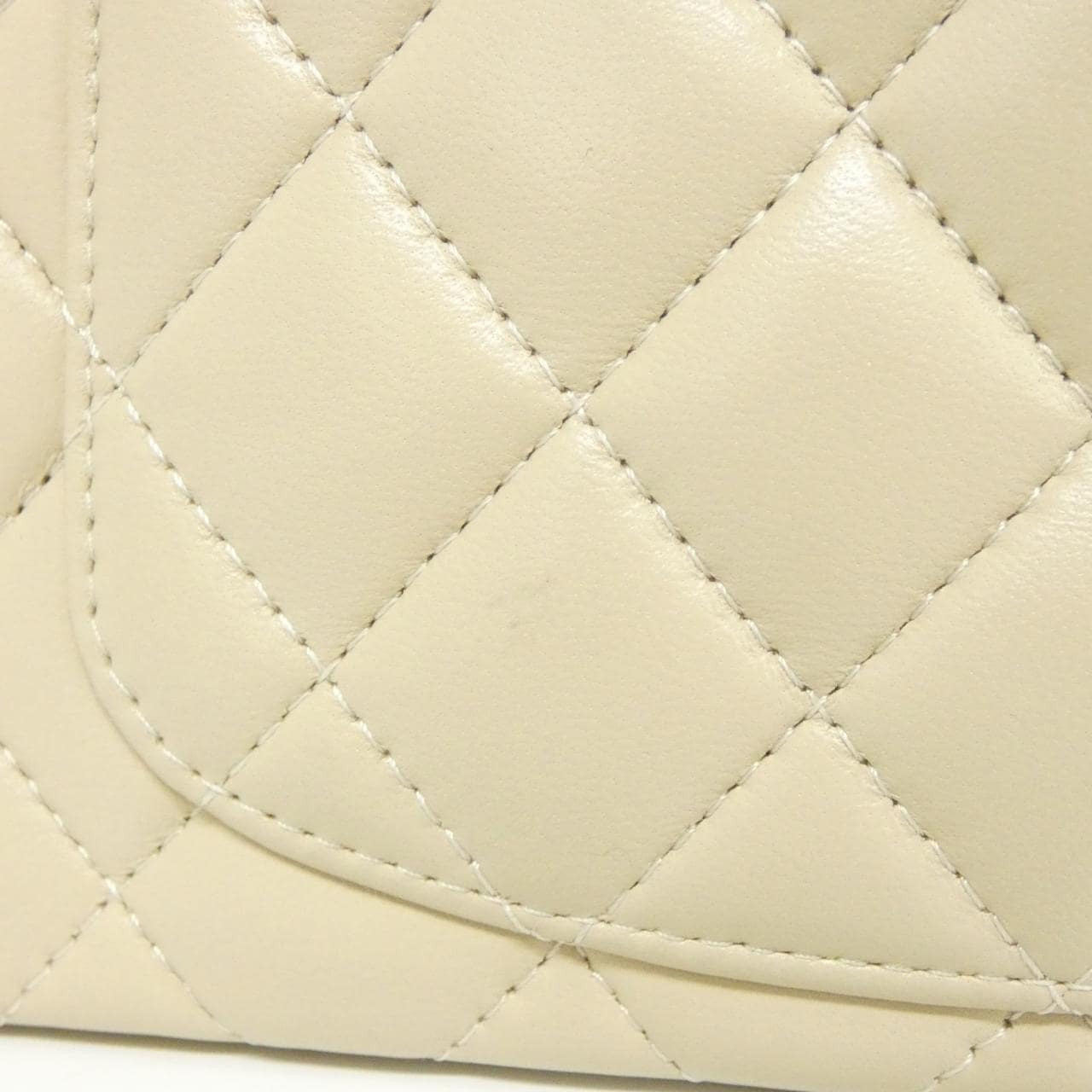 シャネル AS2431 バッグ