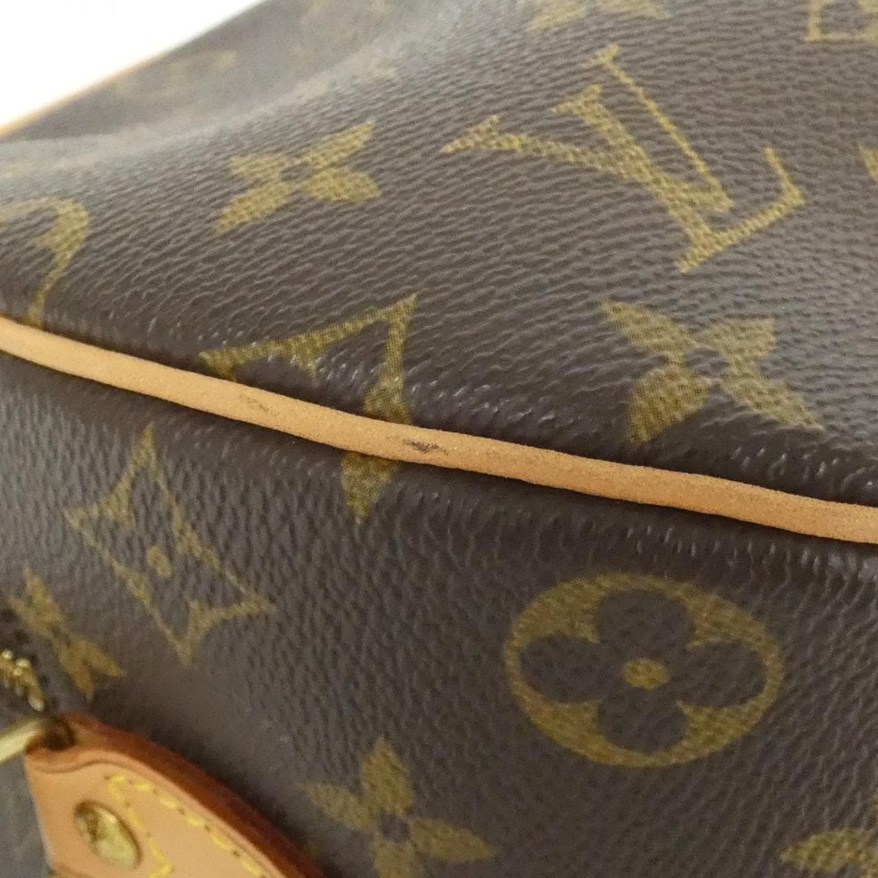 ルイヴィトン モノグラム ブロワ M51221 ショルダーバッグ