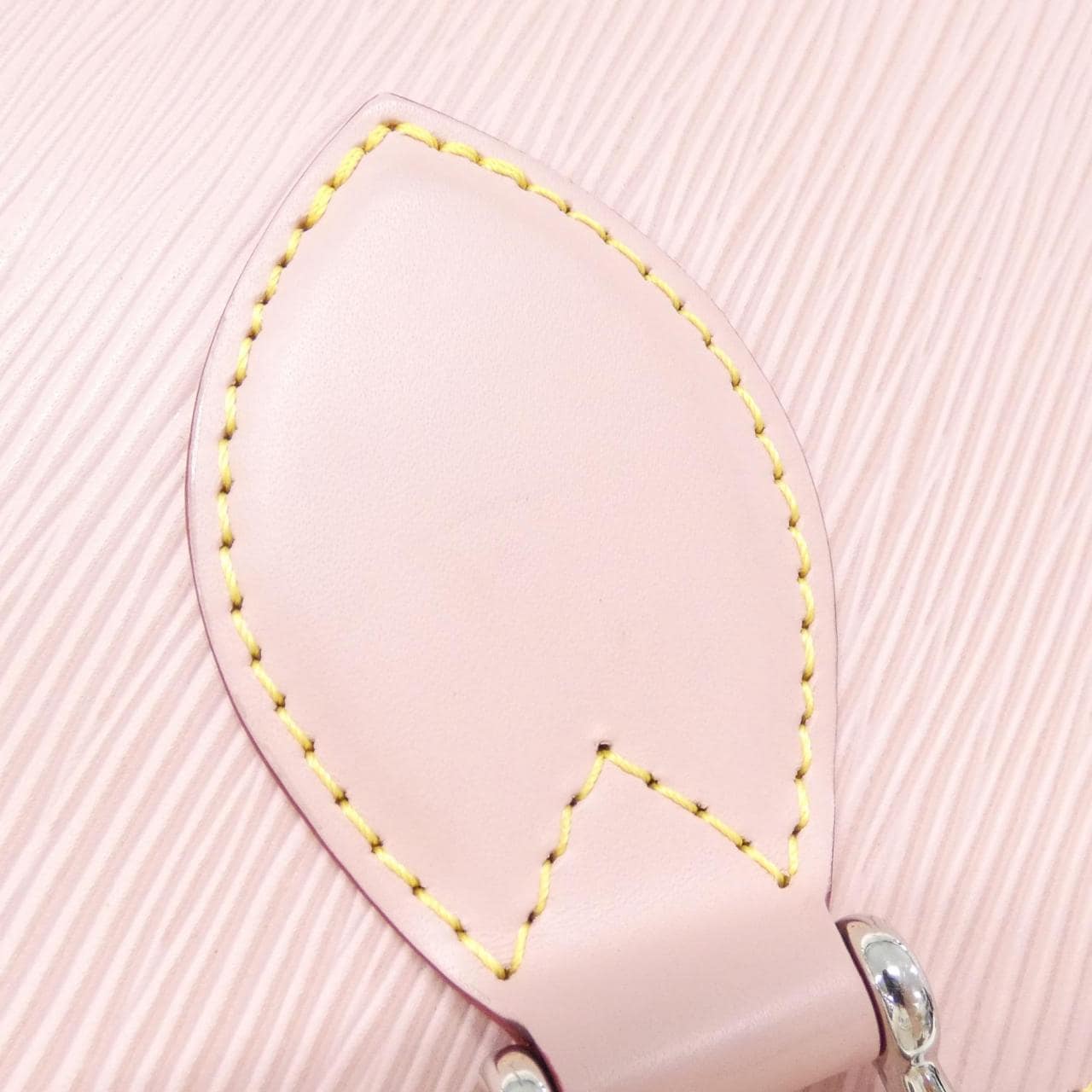 ルイヴィトン エピ サンクルー M54155 ショルダーバッグ