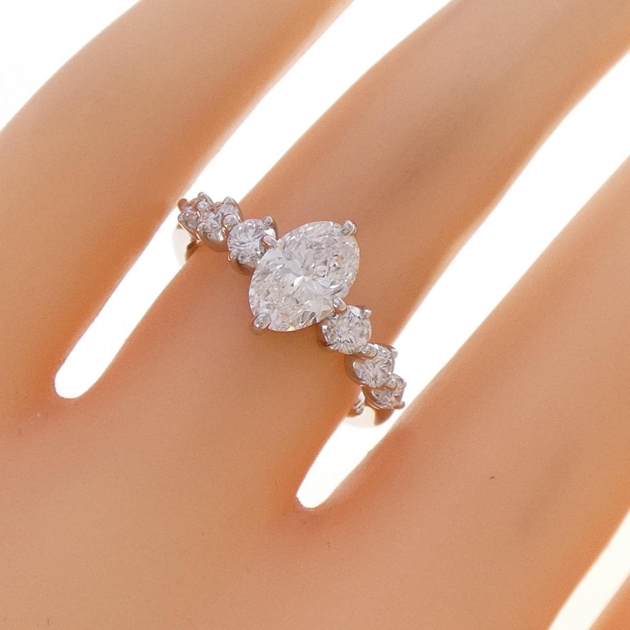 PT900 ダイヤモンド リング 1.146CT G SI1 オーバルカット
