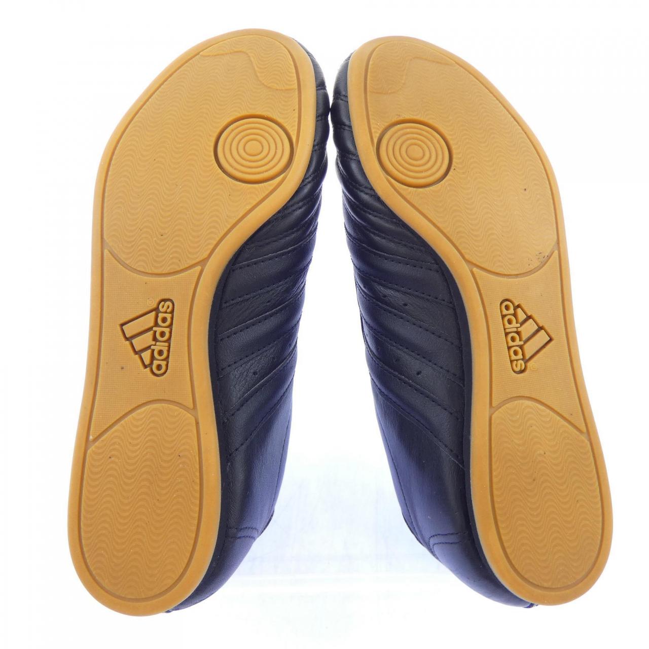 アディダス ADIDAS JS4011 スニーカー