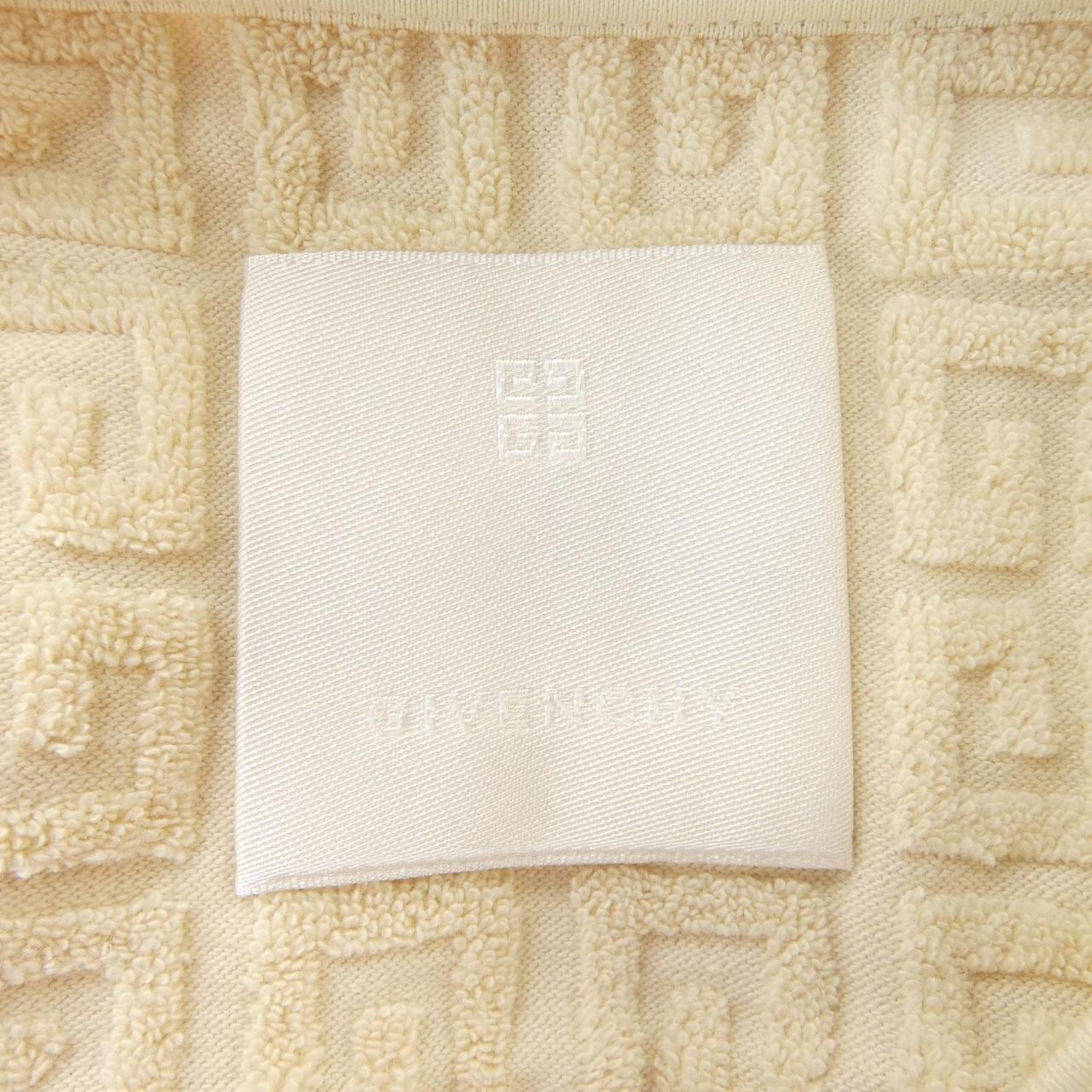 ジバンシー GIVENCHY BM71JA3YF0 Tシャツ