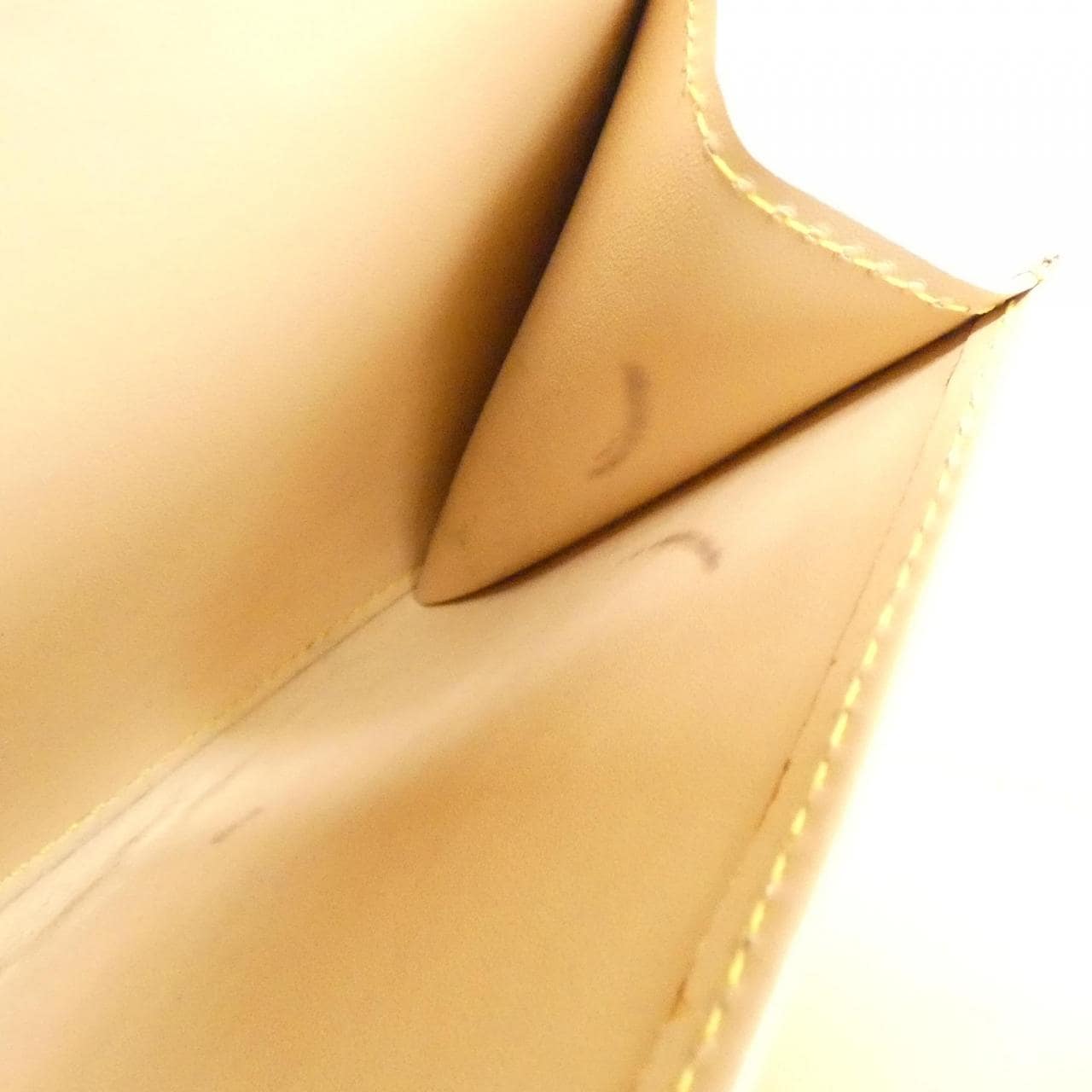 ルイヴィトン マルチカラー ポルト トレゾール インターナショナル M92658 財布