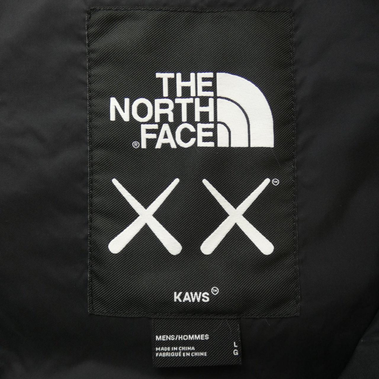 ザノースフェイス THE NORTH FACE NF0A7WLW KAWS ジャケット