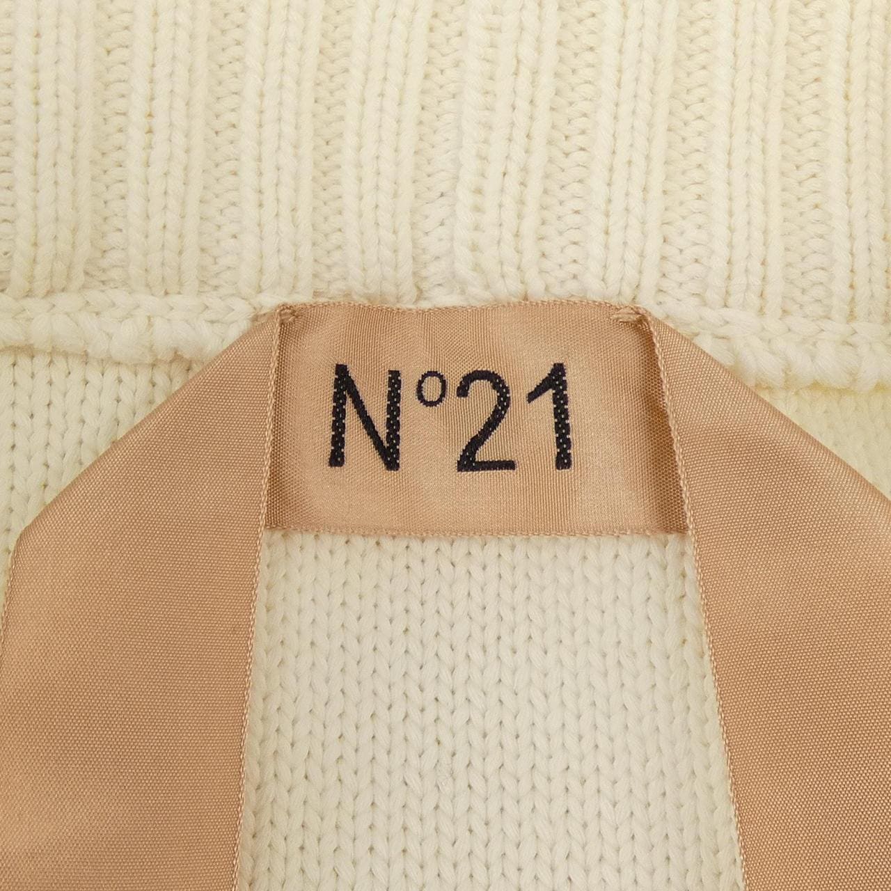 ヌメロヴェントゥーノ N°21 19A-A003-7523 ニット