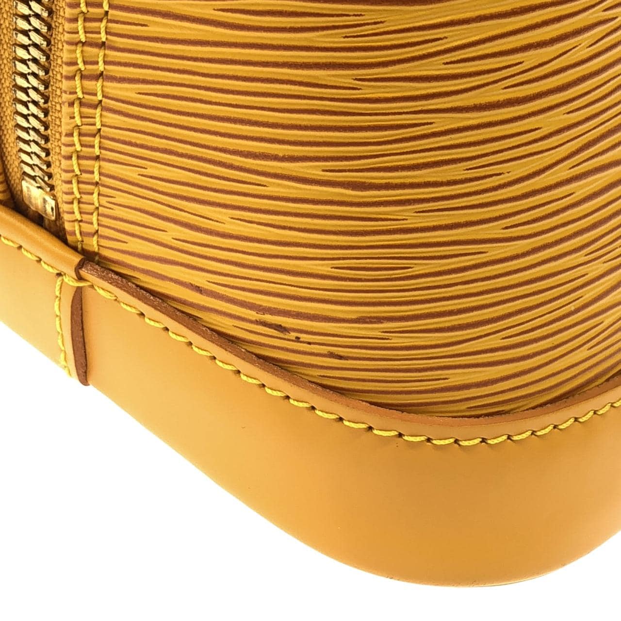 ルイヴィトン エピ アルマ PM M52149 バッグ