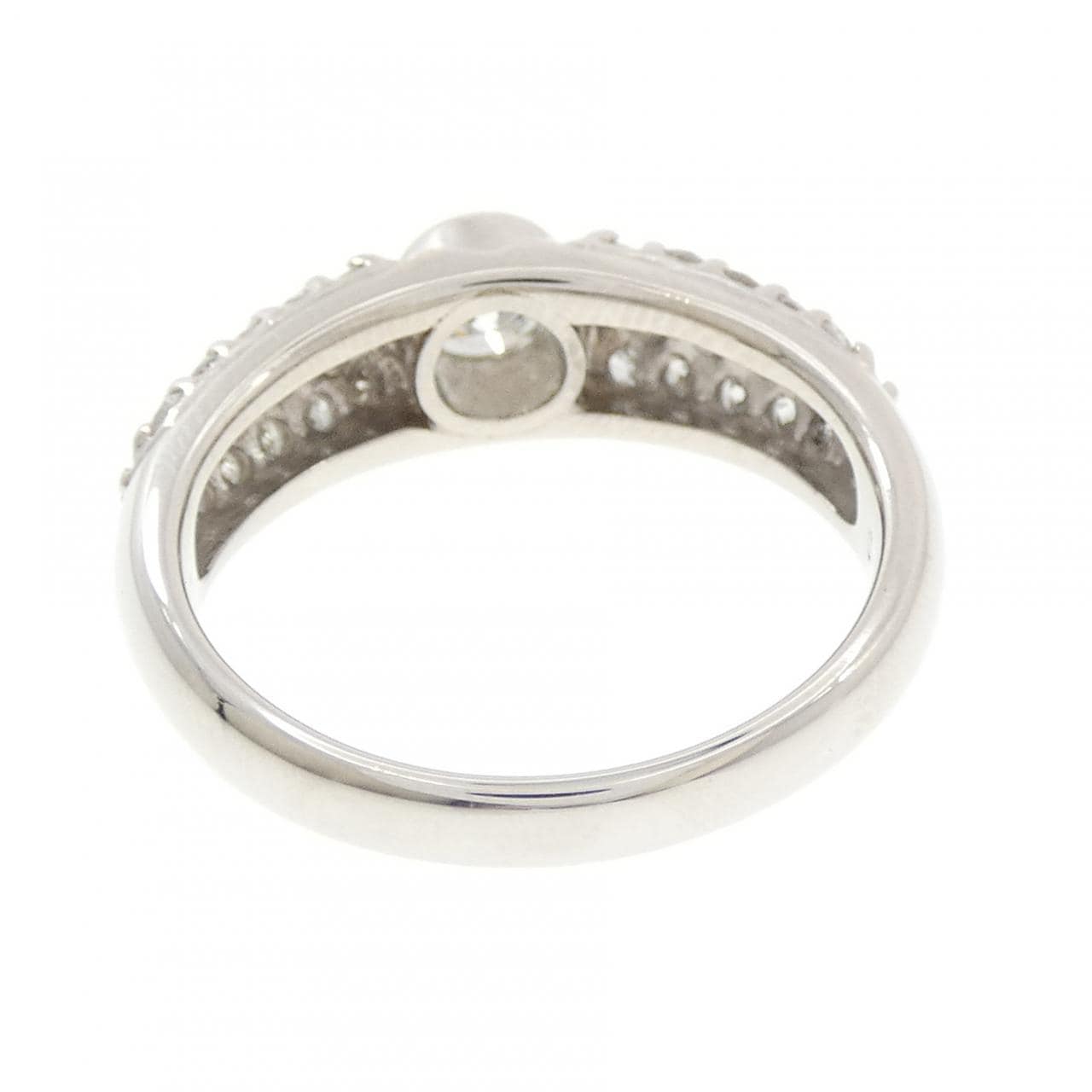 PT900 ダイヤモンド リング 0.70CT