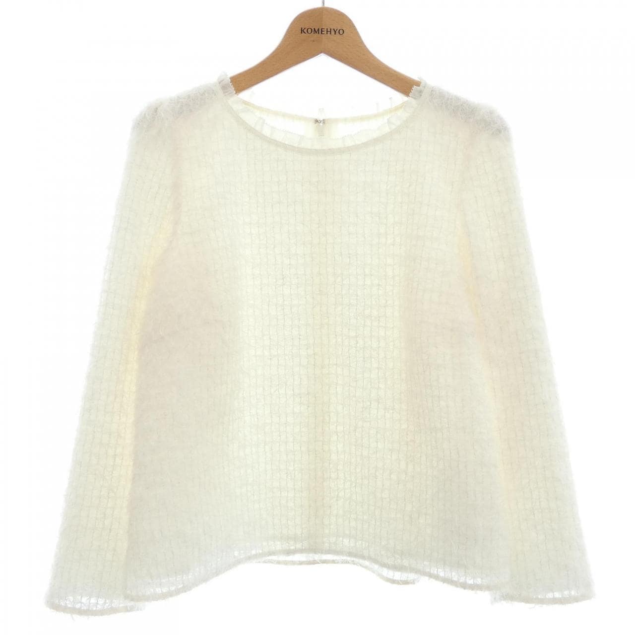 トゥービーシック TO BE CHIC トップス