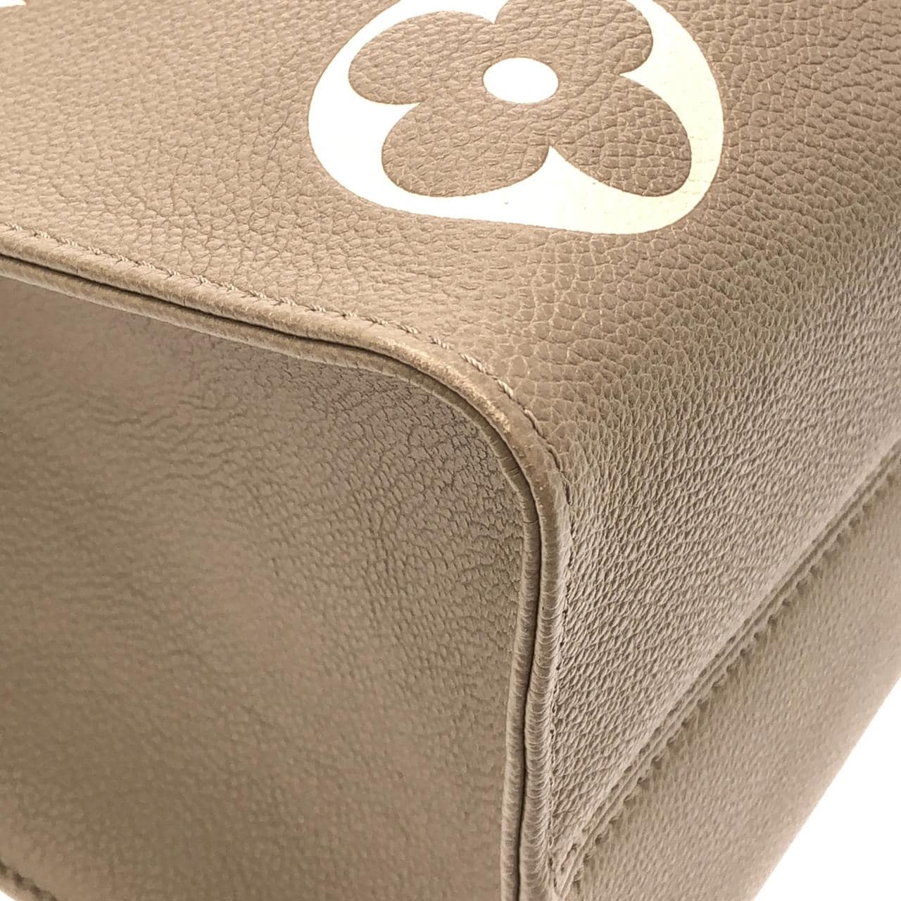 ルイヴィトン バイカラー モノグラム アンプラント オンザゴー MM M45494 バッグ