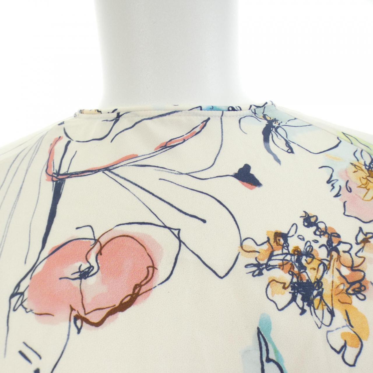 トゥモローランドコレクション TOMORROW LAND COLLEC トップス