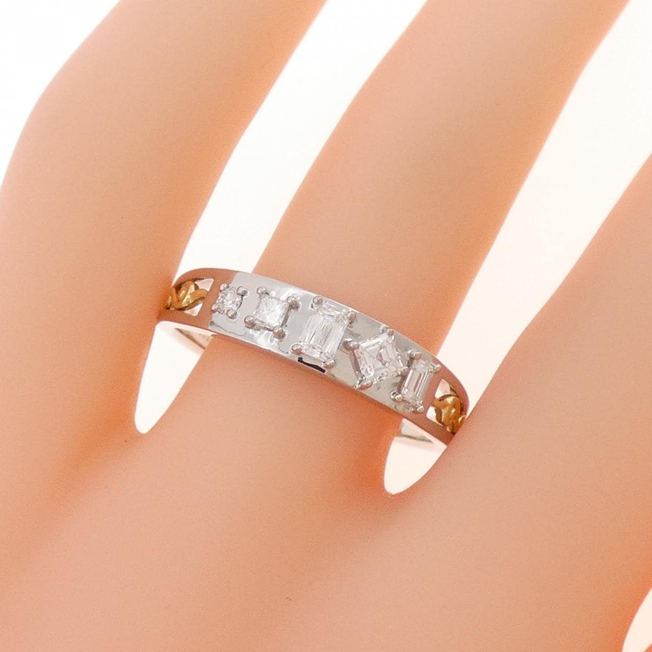 PT950/K18YG ダイヤモンド リング 0.30CT