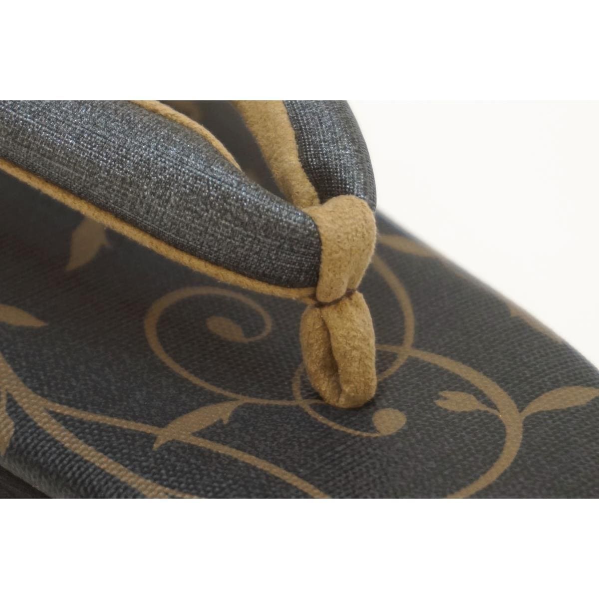 【未使用品】女草履　Ｍサイズ【カレンブロッソ】