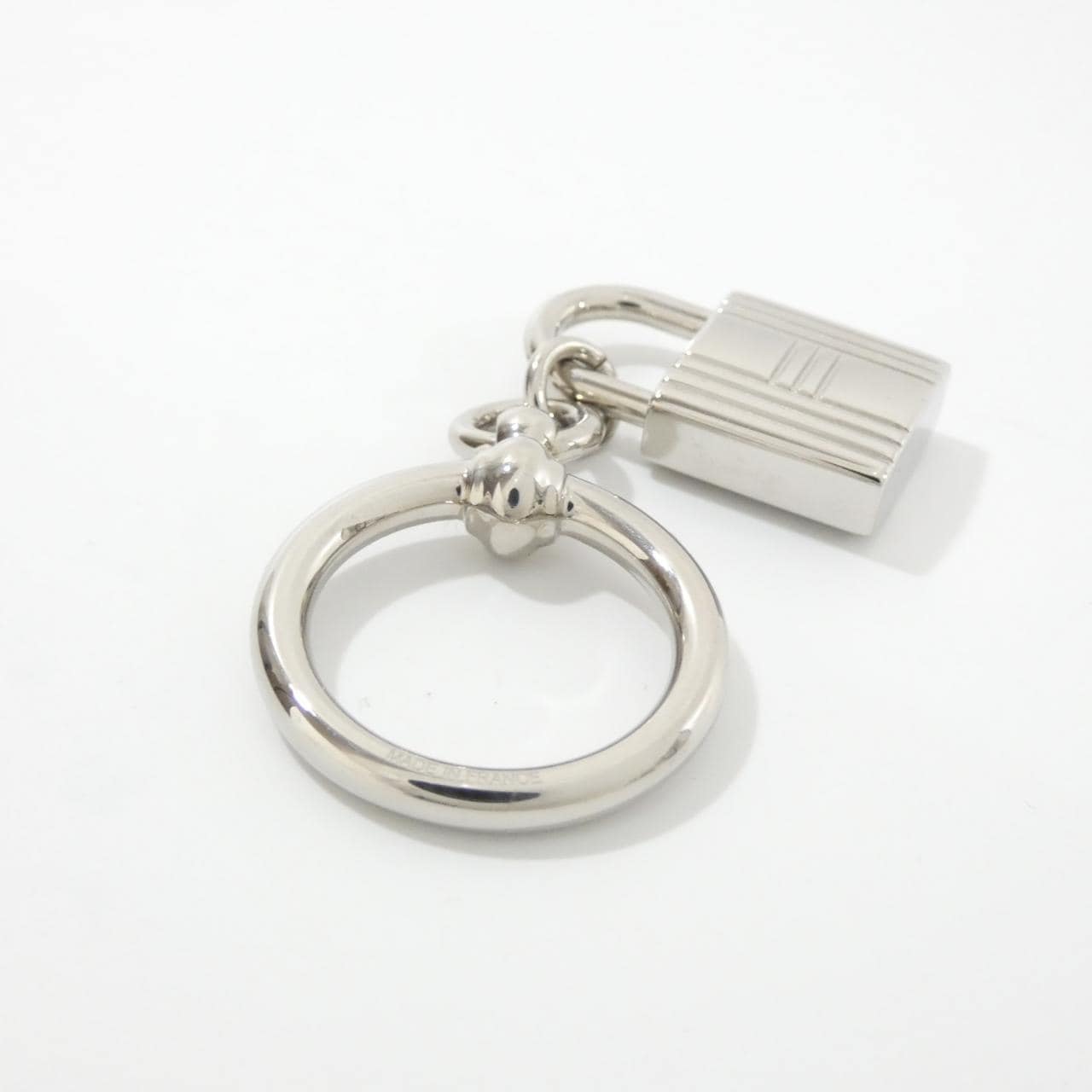 エルメス ループ チャーム カデナ 601983S スカーフリング