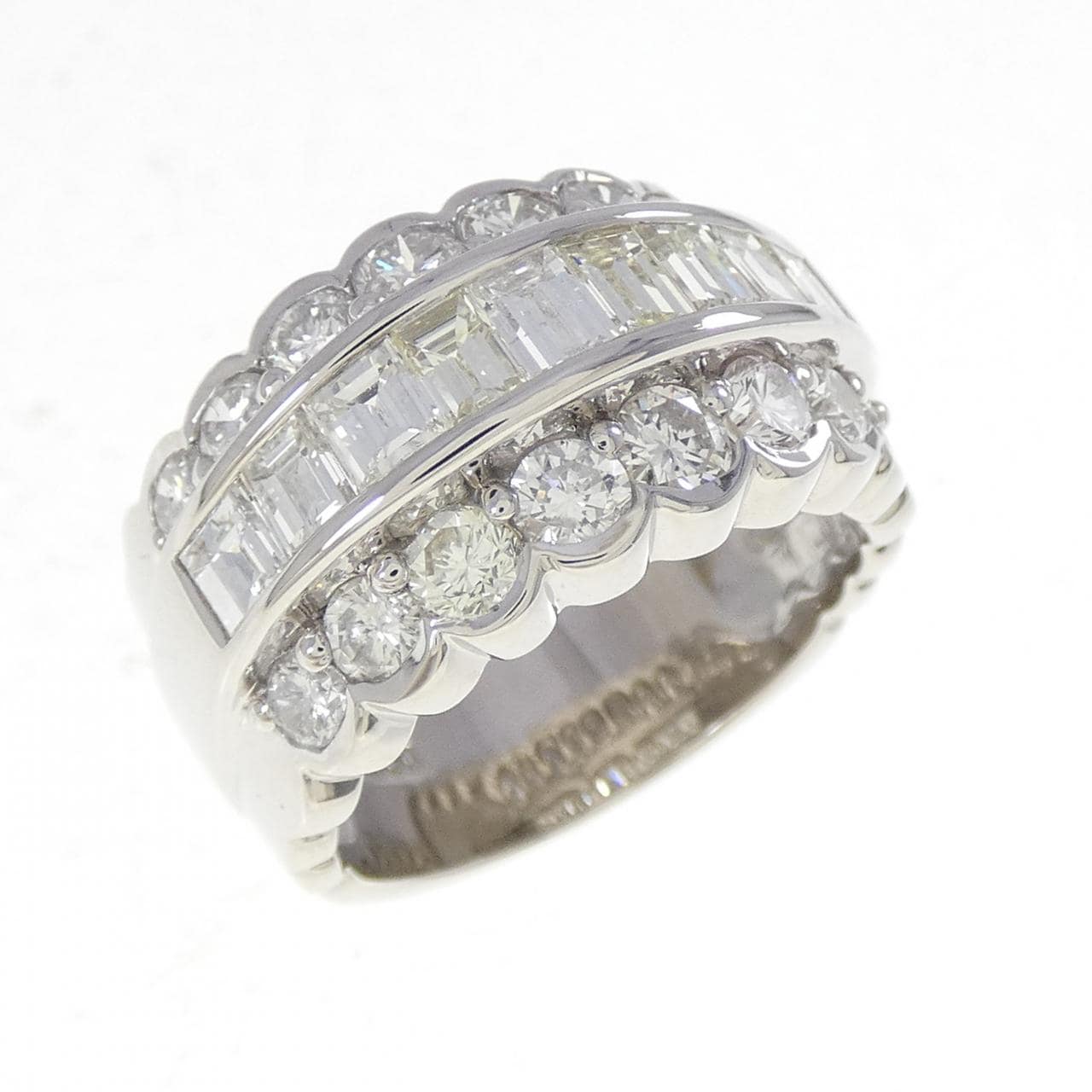 PT900 ダイヤモンド リング 3.00CT